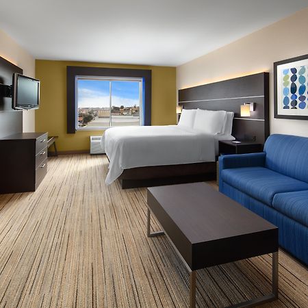 Holiday Inn Express Hotel & Suites Belmont By Ihg Εξωτερικό φωτογραφία