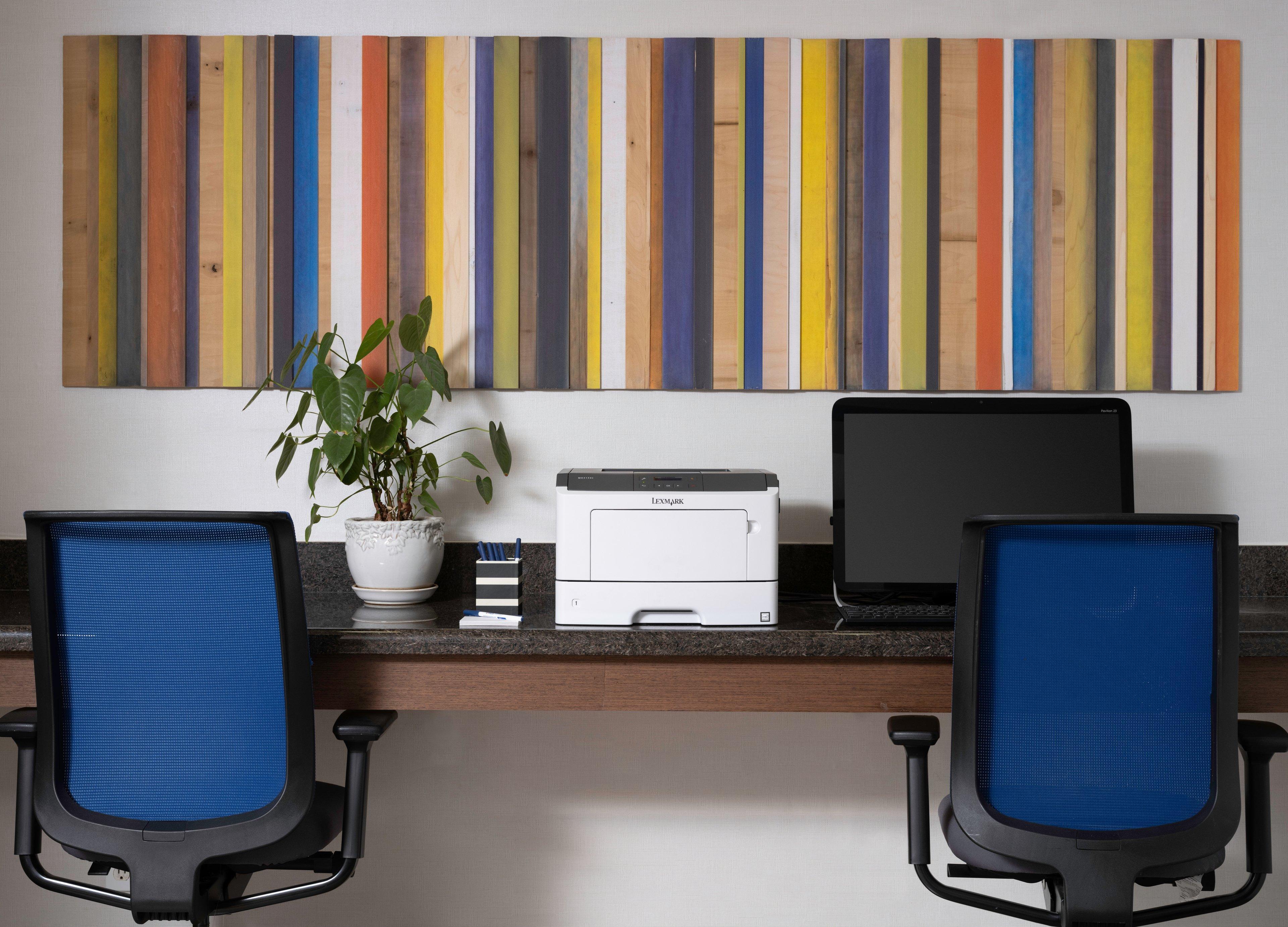 Holiday Inn Express Hotel & Suites Belmont By Ihg Εξωτερικό φωτογραφία