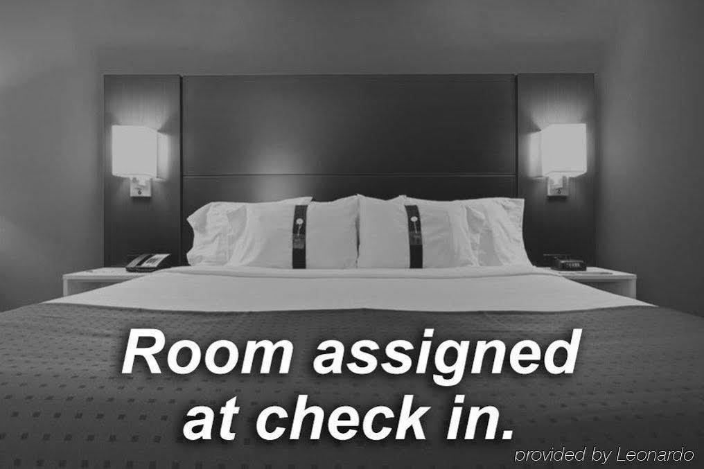 Holiday Inn Express Hotel & Suites Belmont By Ihg Εξωτερικό φωτογραφία